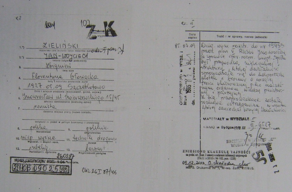 Karta Mkr-2 z kartoteki odtworzeniowej Biura ?C? MSW (kopia). Fot. ze zbiorów autora